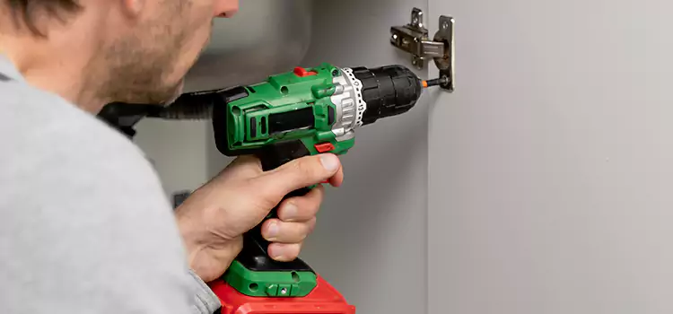 Commercial Door Hinge Repair Linda