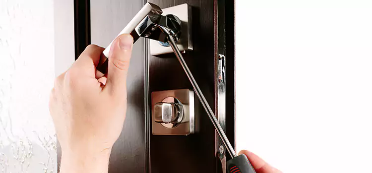 Door Lock Replacement Service Linda