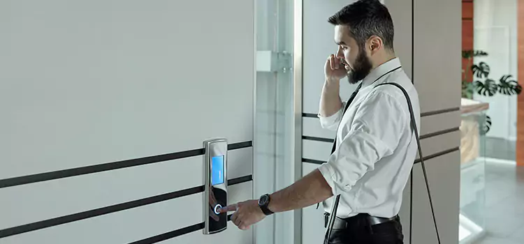Cloud Based Access Control Linda