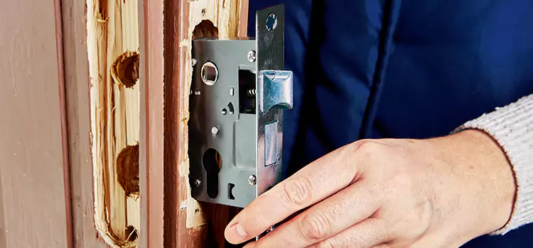 Garage Door Lock Replacement Linda